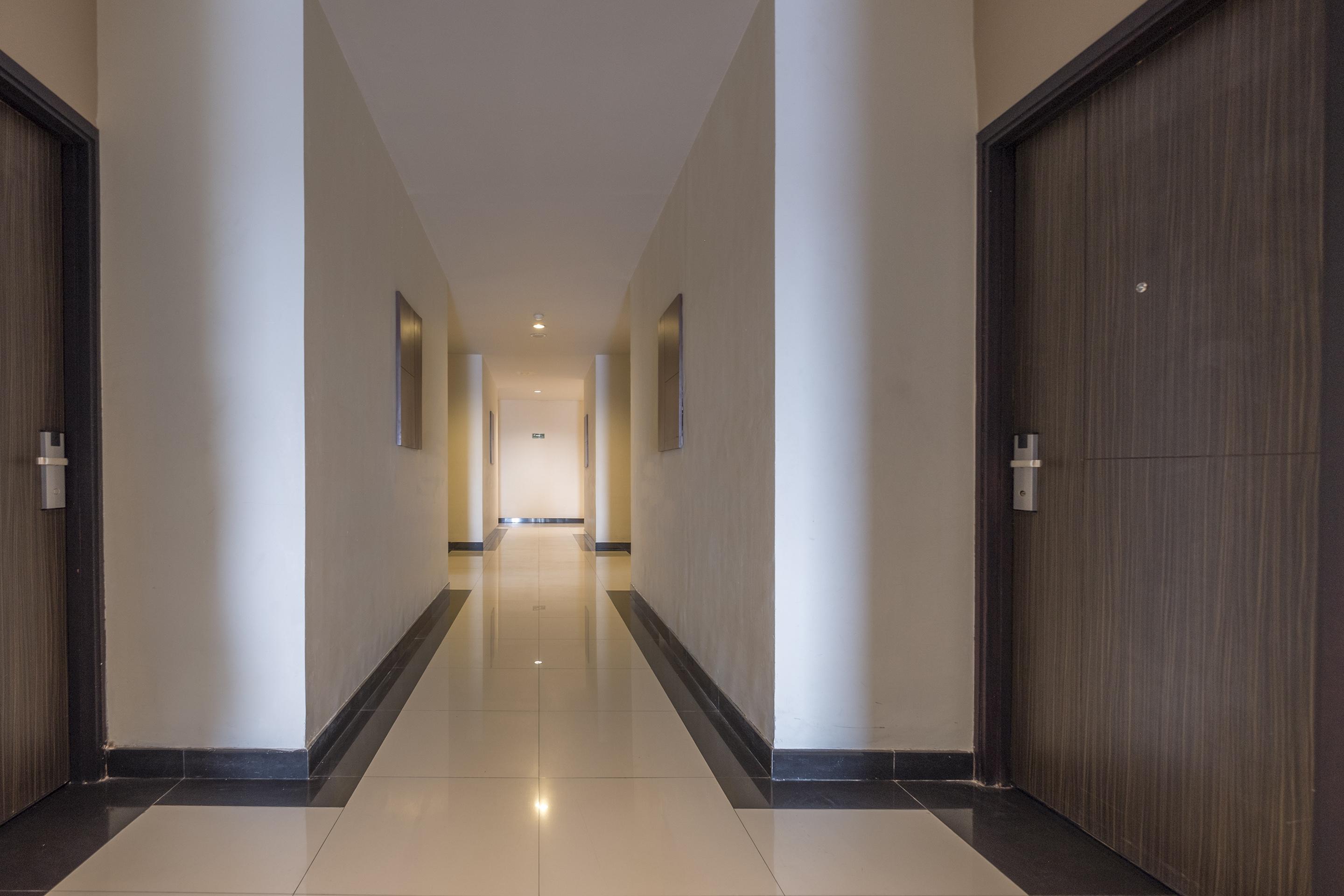 Collection O 1279 Hotel Grand Celino Makassar Esterno foto