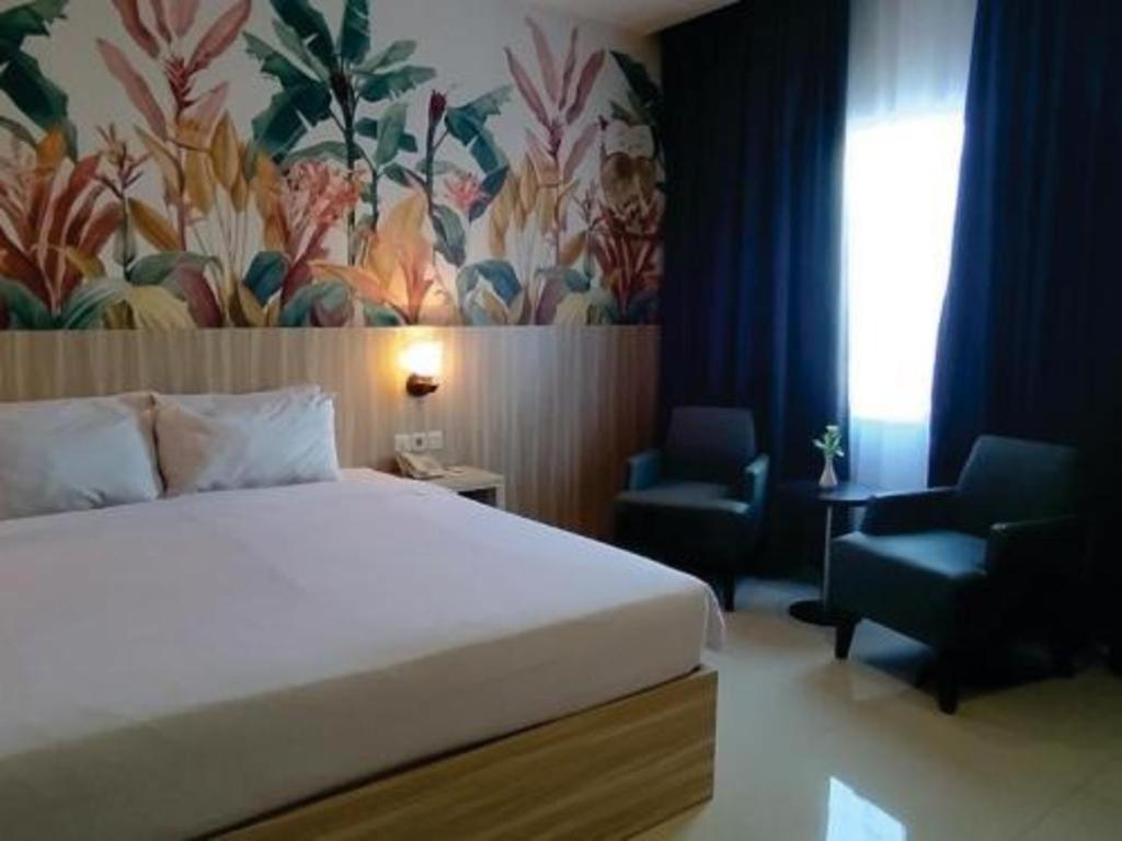 Collection O 1279 Hotel Grand Celino Makassar Esterno foto